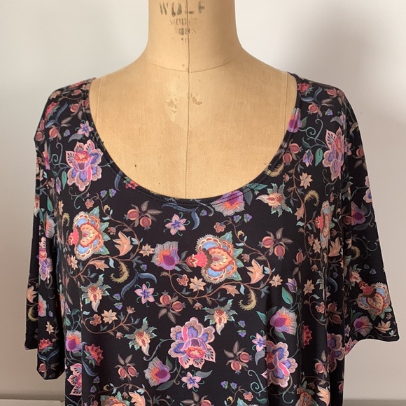 📌 LBISSE drapey stretch knit black floral dress 1X US made - Picture 3 of 9